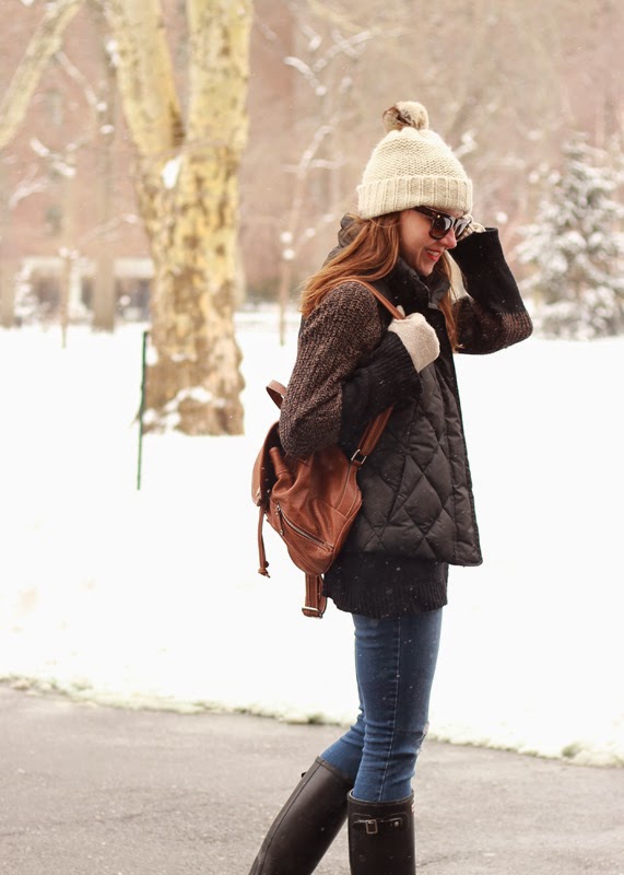 snow-day-nyc-backpack-fur-pom-beanie